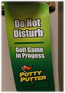 Jeu de golf pour la toilette Pot n' Putt – Giant Tiger